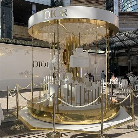 dior 六本木|ディオールが六本木ヒルズでポップアップイベントを .